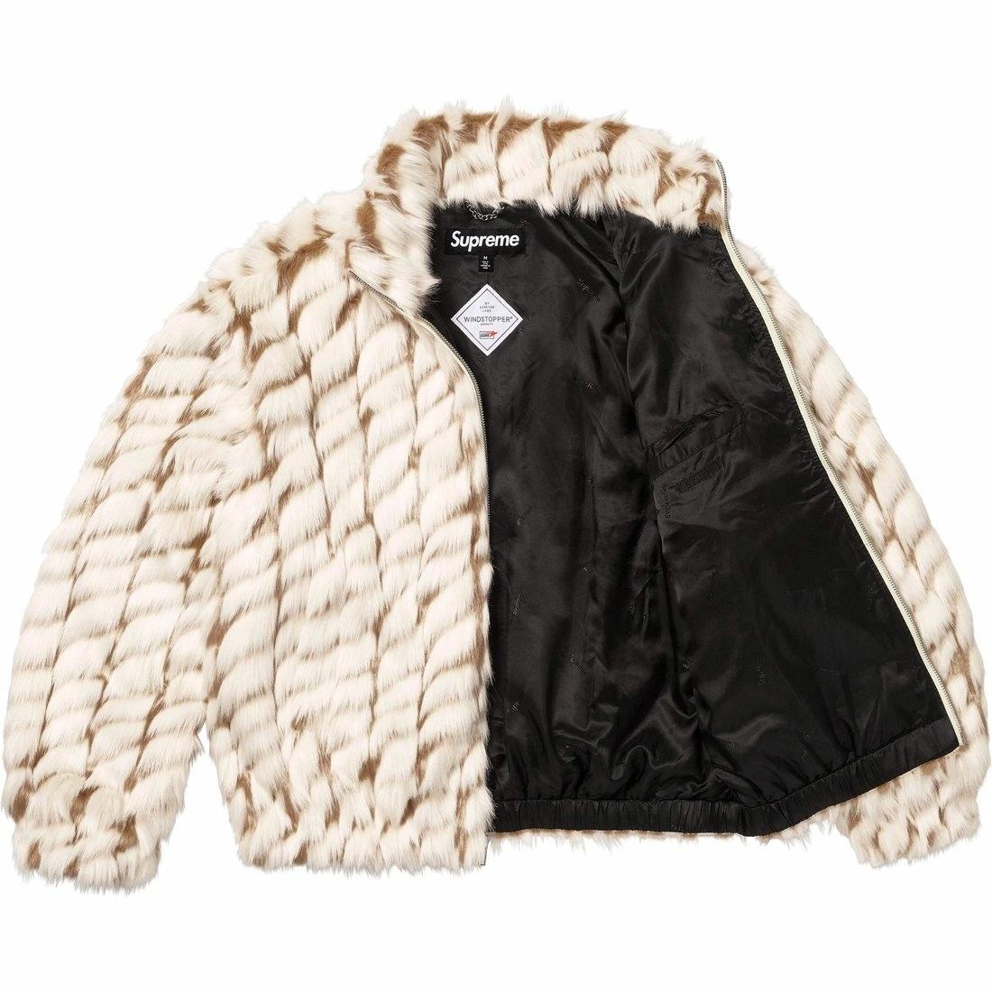 Supreme 2-Tone WINDSTOPPER Faux Fur Jacket — фото 8