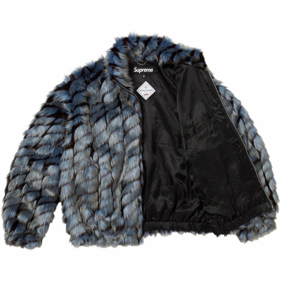 Supreme 2-Tone WINDSTOPPER Faux Fur Jacket — фото 2