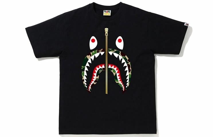 A BATHING APE Shark Camo Zip T-Shirt