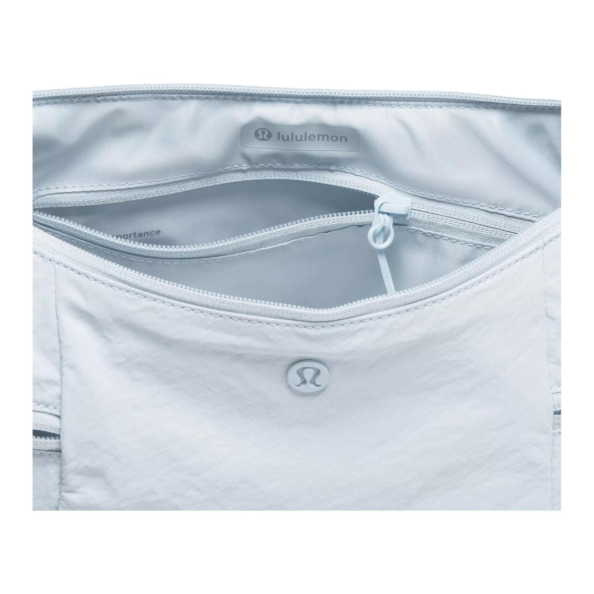 Lululemon Slouchy Sling 6L — фото 3