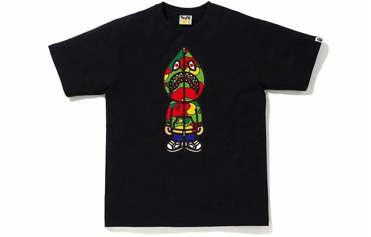 A BATHING APE Shark Tee