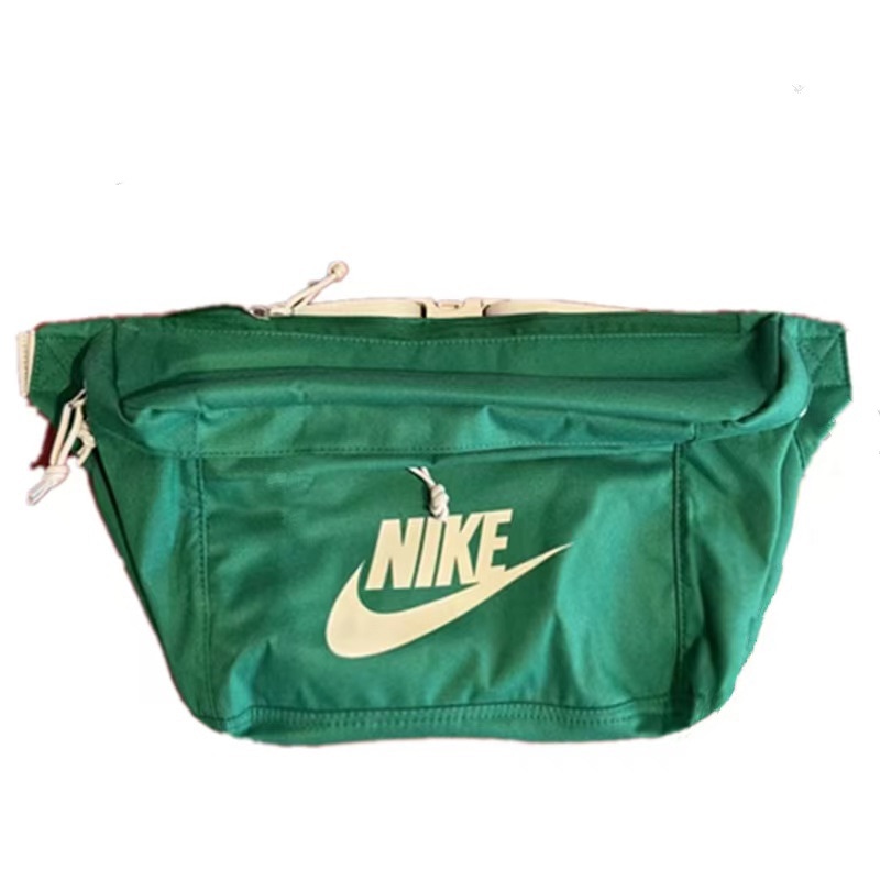 Сумки Nike Tech 10L