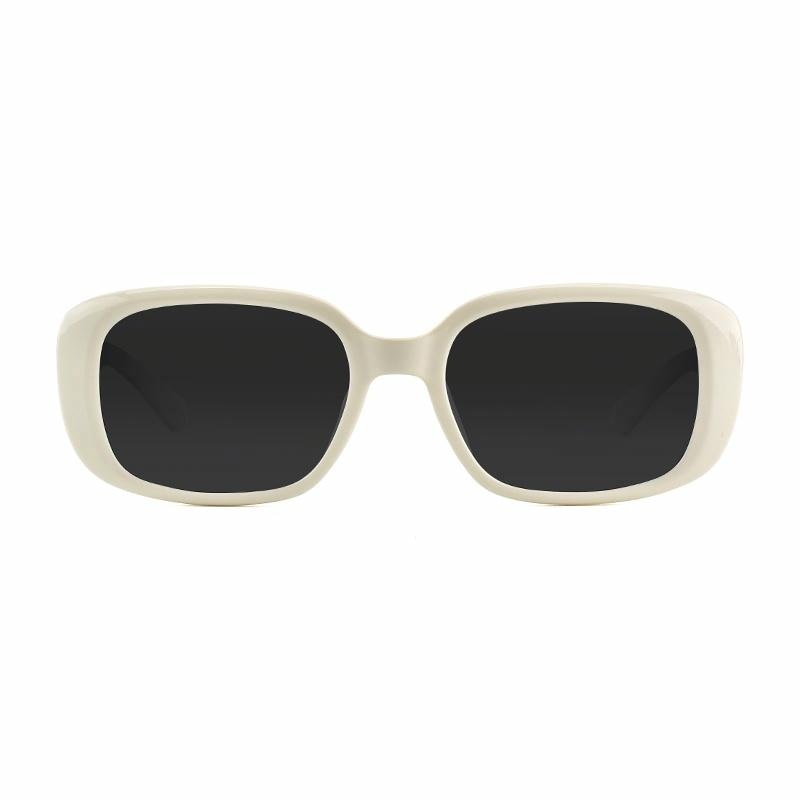 Calvin Klein Cat Eye Sunglasses — фото 4