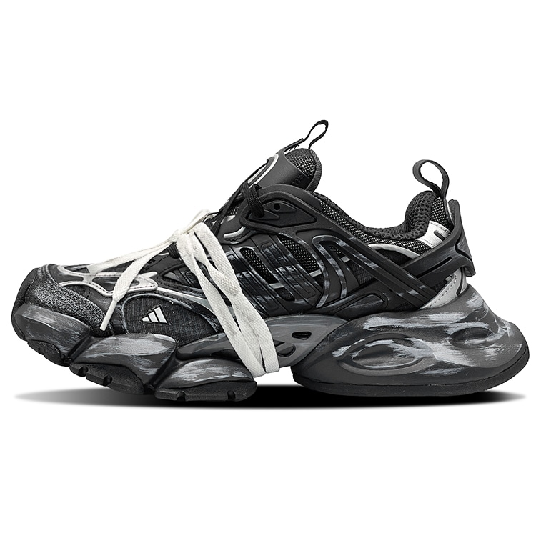 Adidas XLG Runner Deluxe
