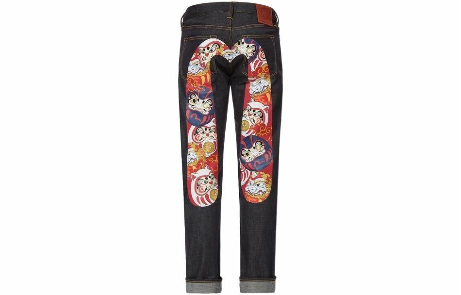 EVISU M