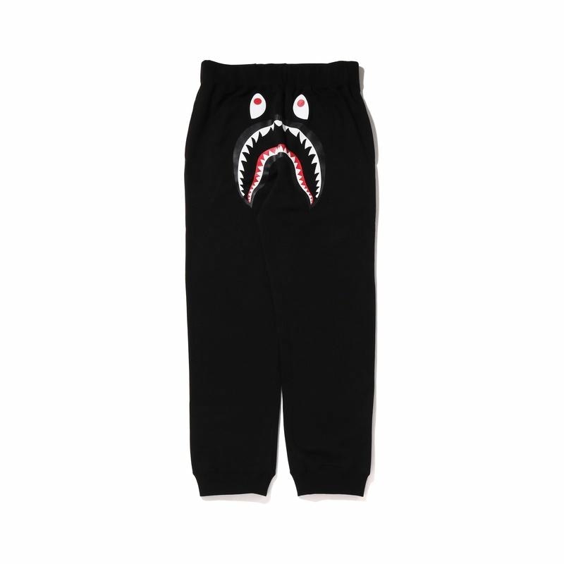 A BATHING APE BAPE Shark Print Joggers