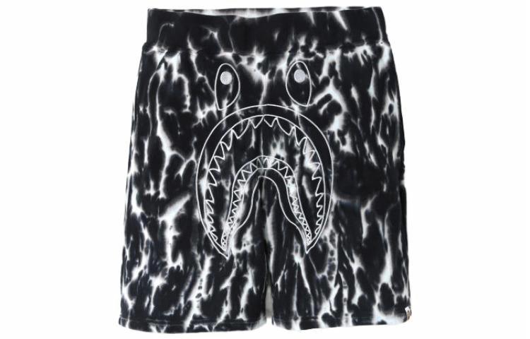 A BATHING APE Shark Embroidery Tie-Dye Camo Shorts — фото 3