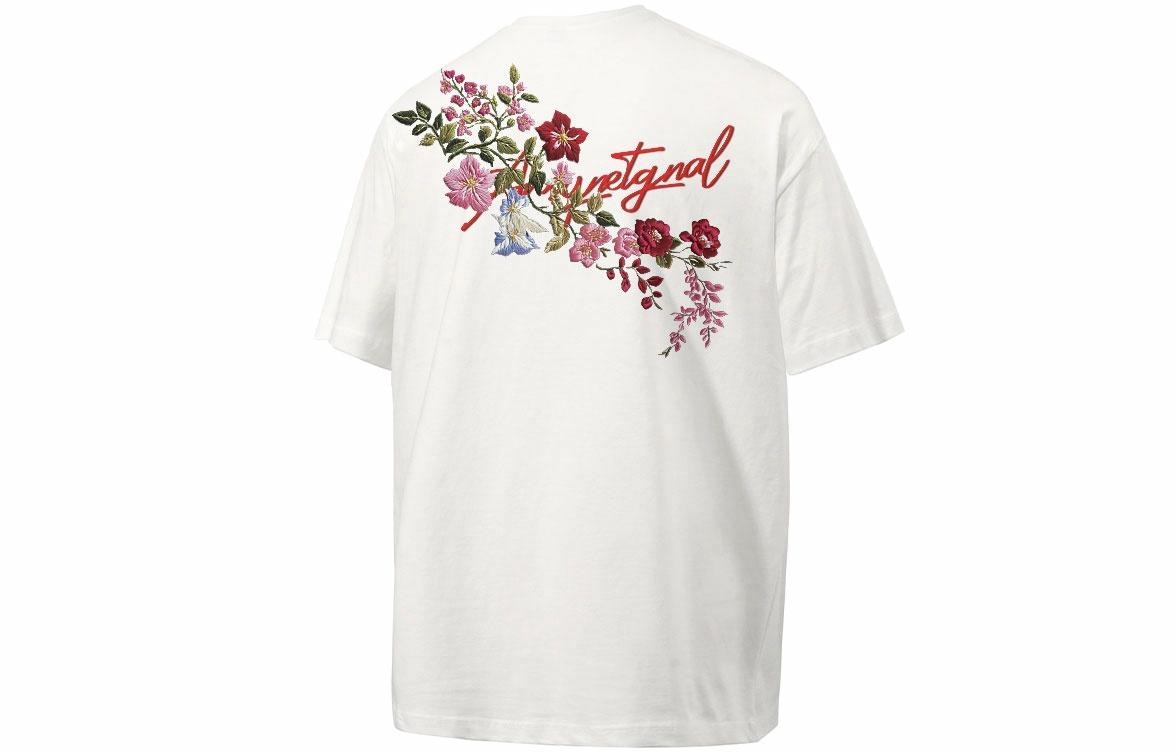 COMOWA Retro Floral Embroidered Tee