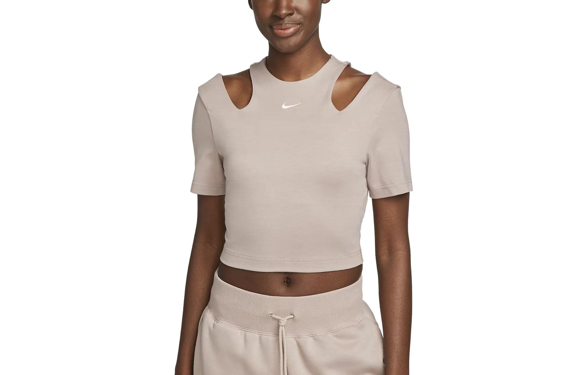 Футболка Nike Sportswear Essentials T