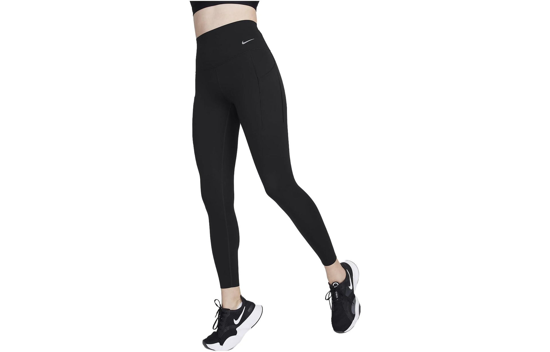 Nike Universa