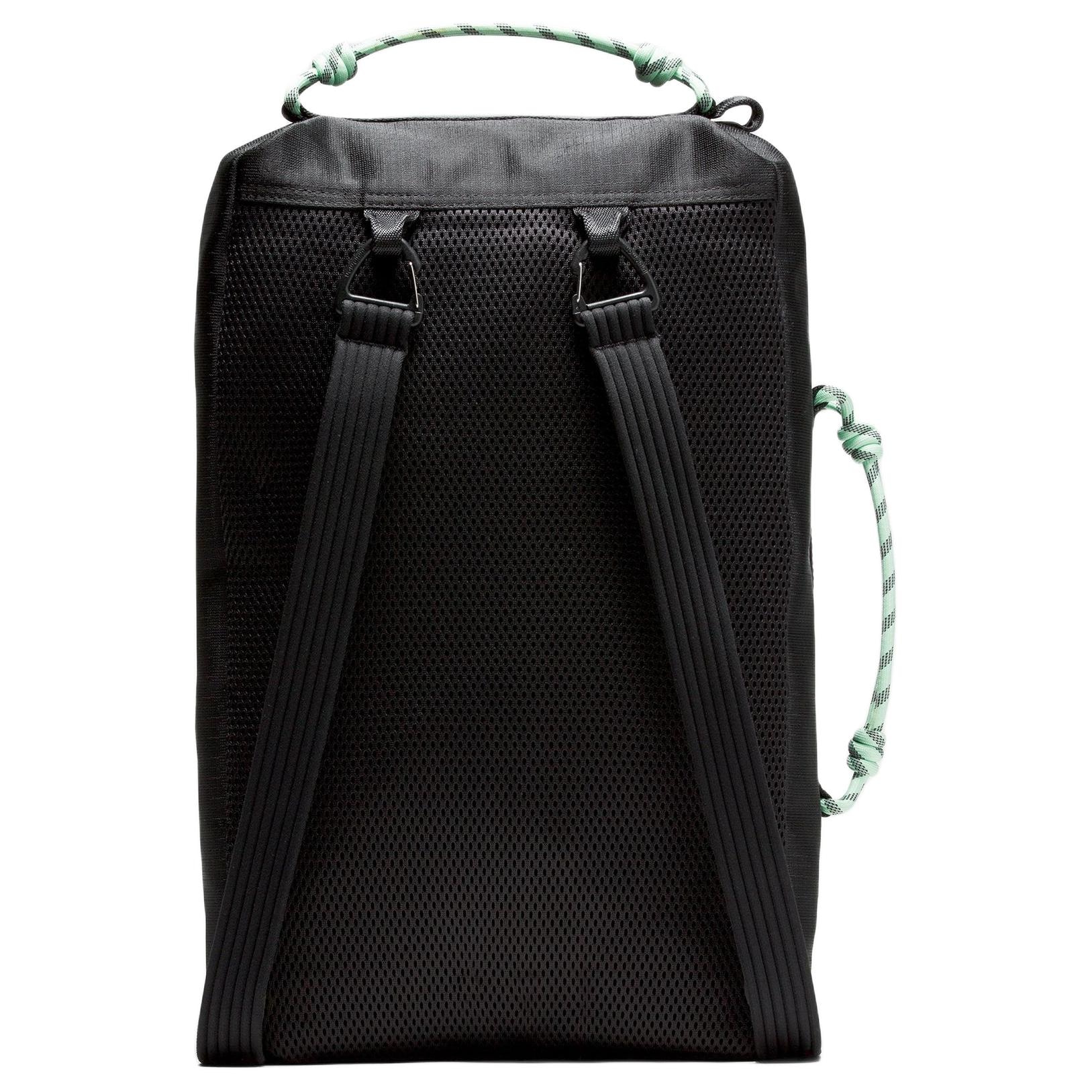 Lululemon Fast Track 16L — фото 1