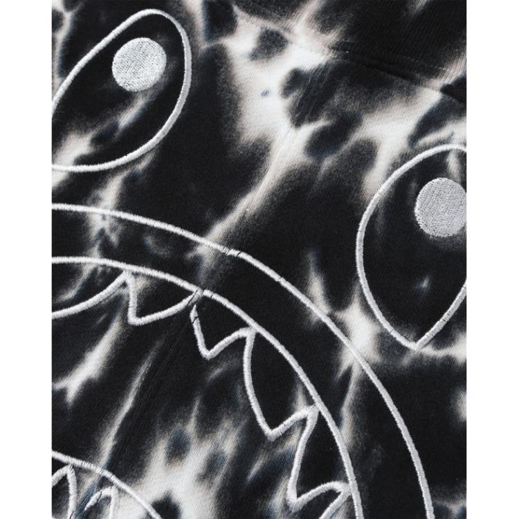 A BATHING APE Shark Embroidery Tie-Dye Camo Shorts — фото 5