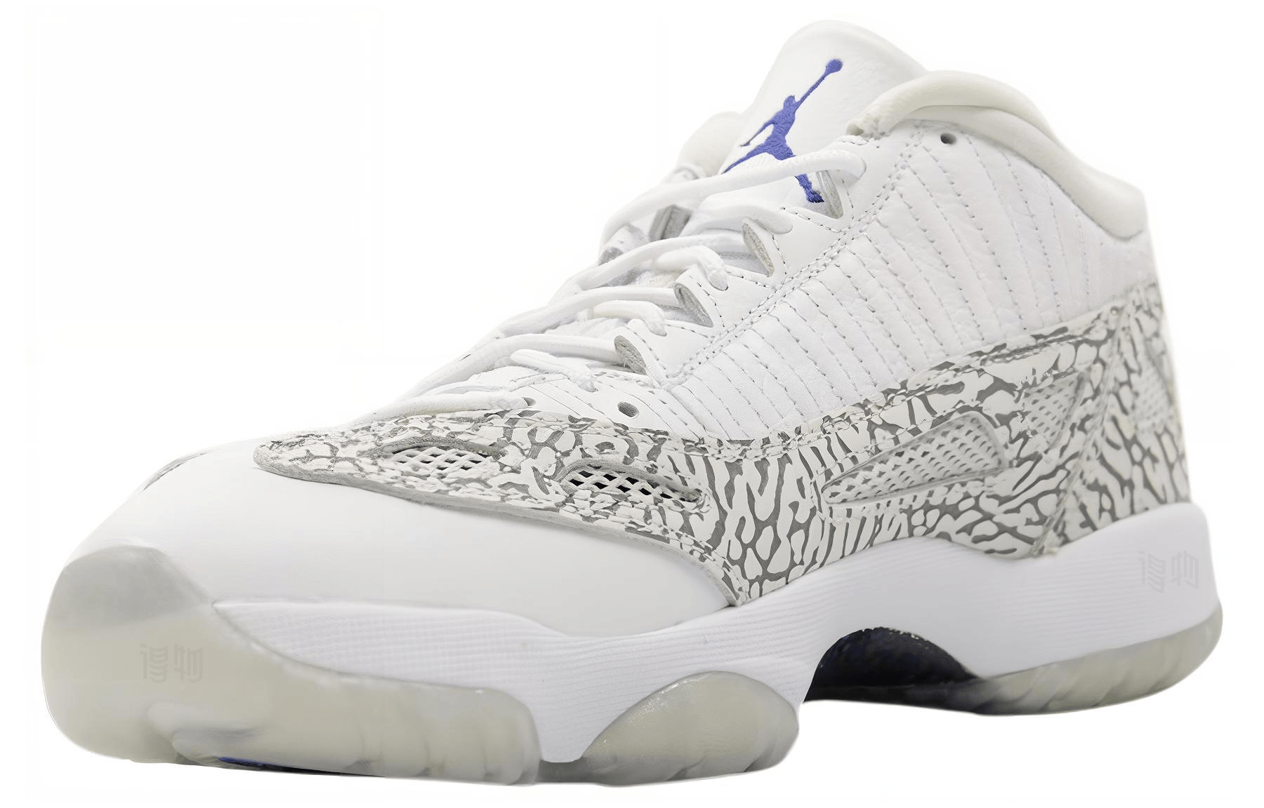 Jordan Air Jordan 11 Retro Low IE Cobalt 2015 — фото 7