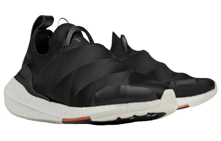 Y-3 Ultraboost 22 Black White — фото 5