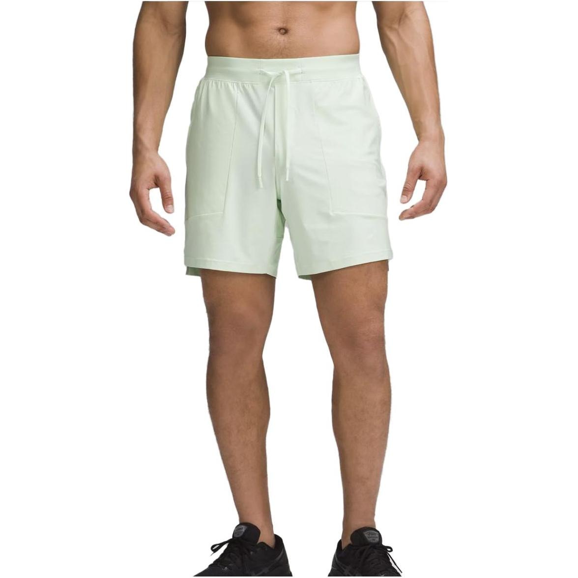 Lululemon License to Train Shorts — фото 1