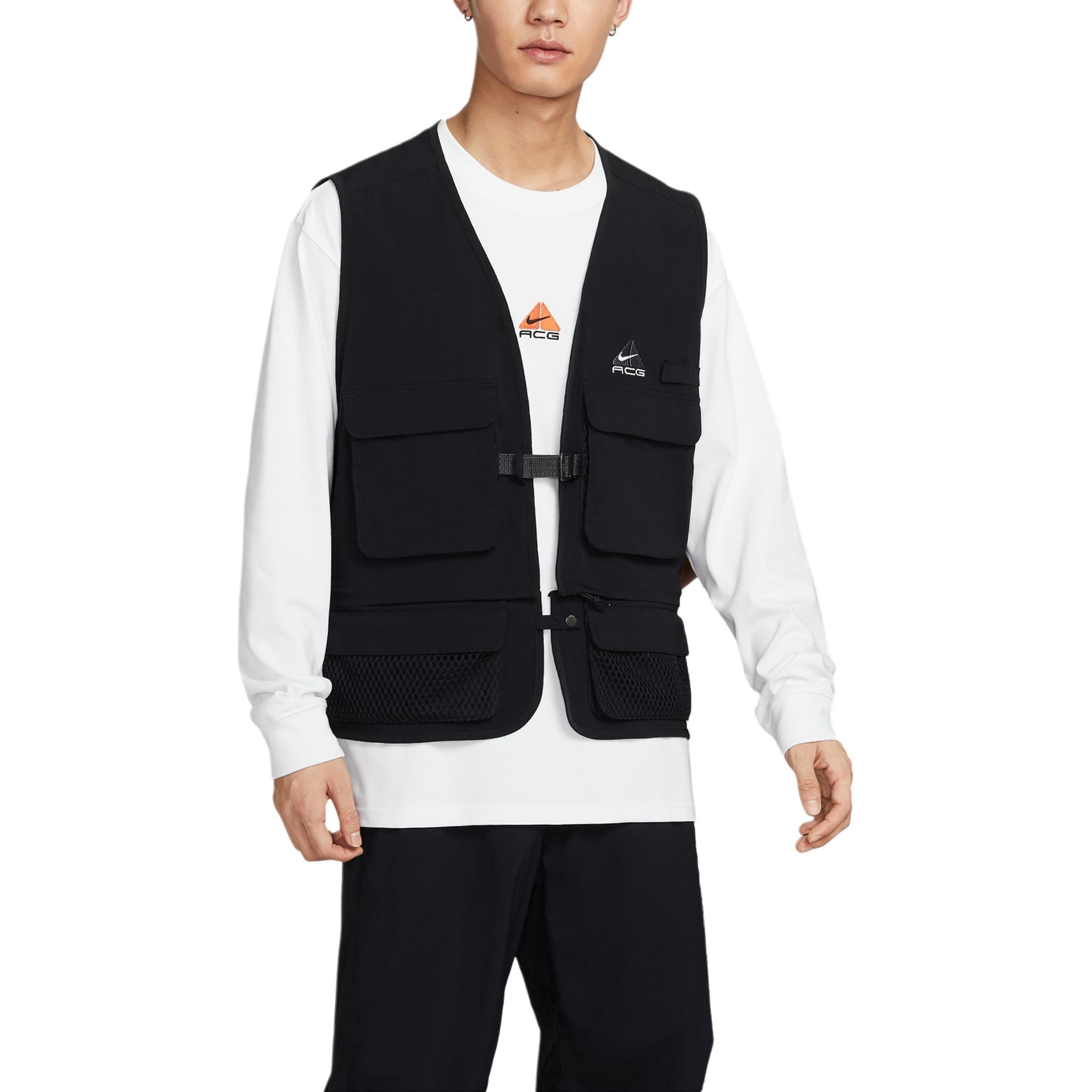 Nike SS25 ACG "Black Iguana" logo