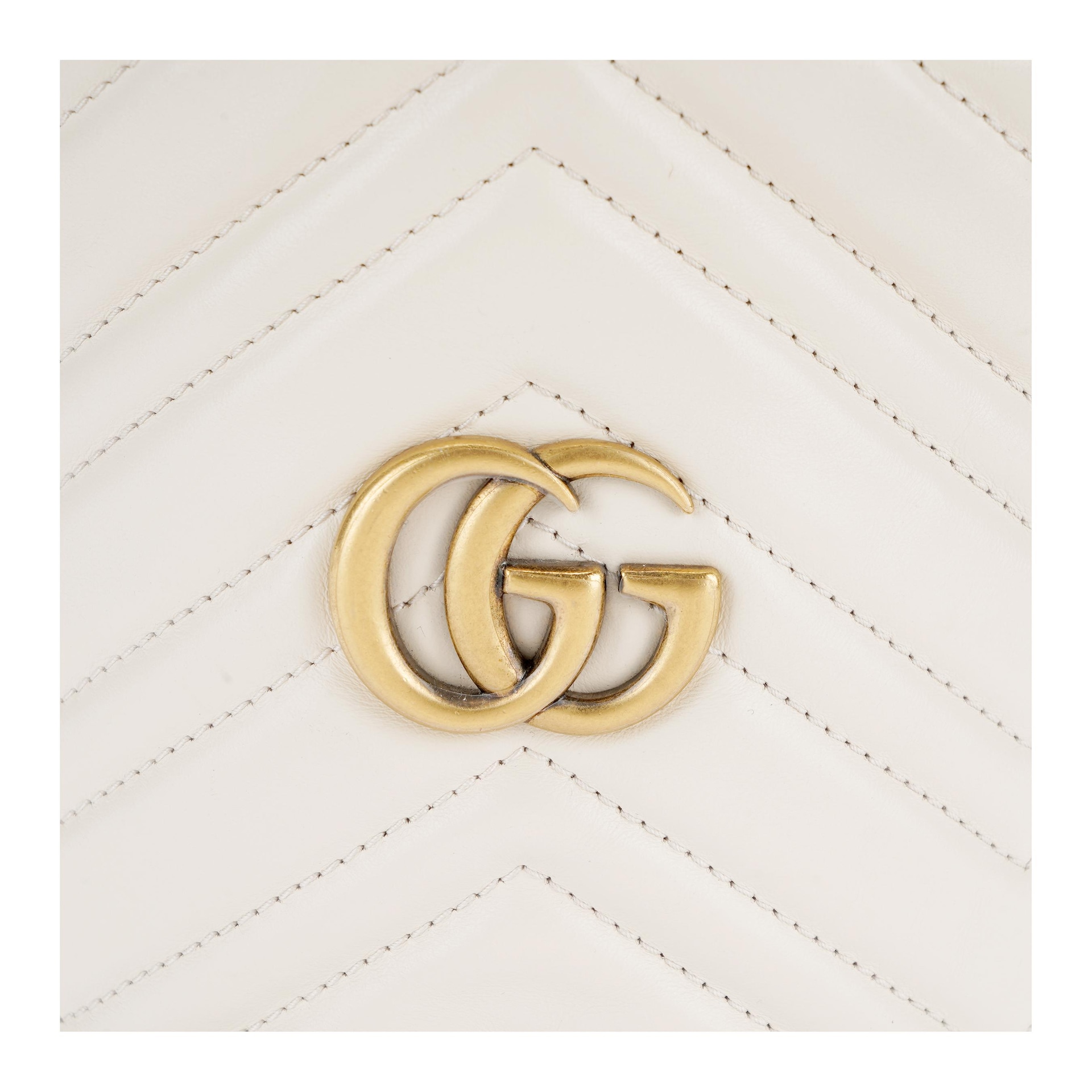 Gucci GG Marmont Mini Bucket Bag White — фото 4