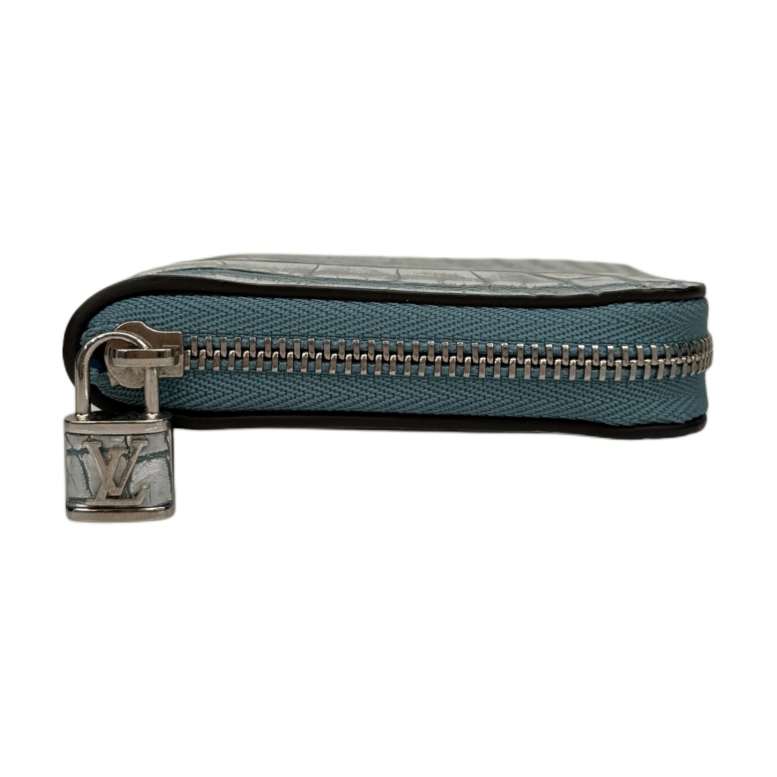 Louis Vuitton Glacier Blue Crocodile Zipper Wallet — фото 6