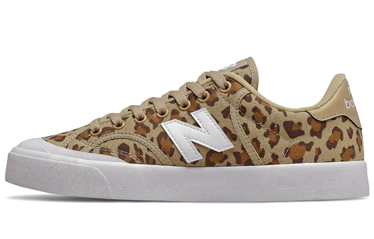 New Balance Pro Court Beige