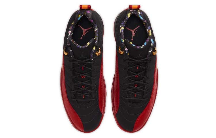 Jordan Air Jordan 12 Retro Low SE "Black and Metallic Gold" — фото 3