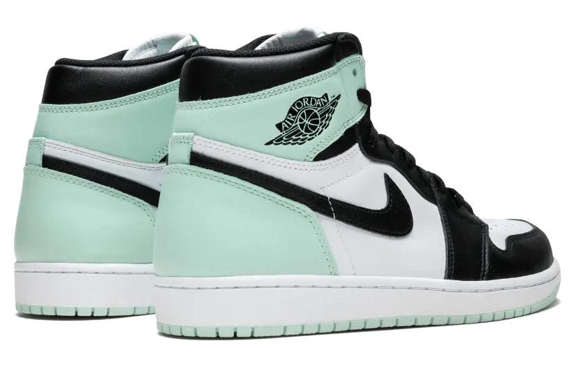 Jordan Air Jordan 1 Retro High Igloo — фото 3