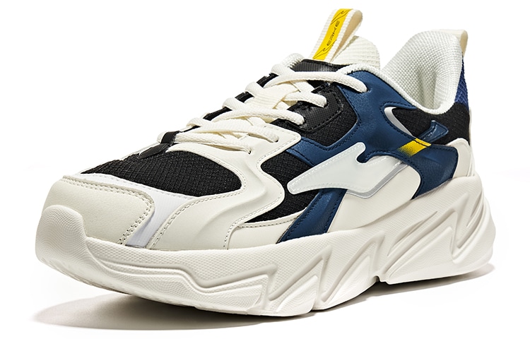 鸿星尔克 Erke Training Shoes White Black — фото 2