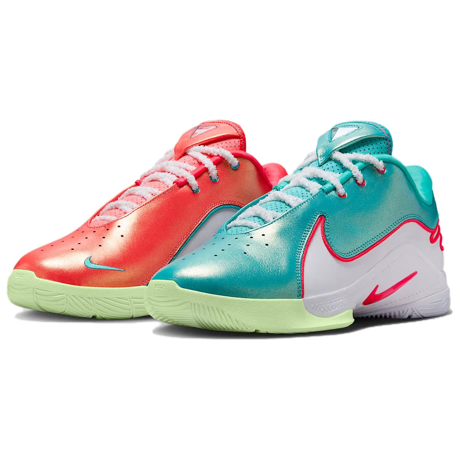 Nike LeBron 22 "Christmas"