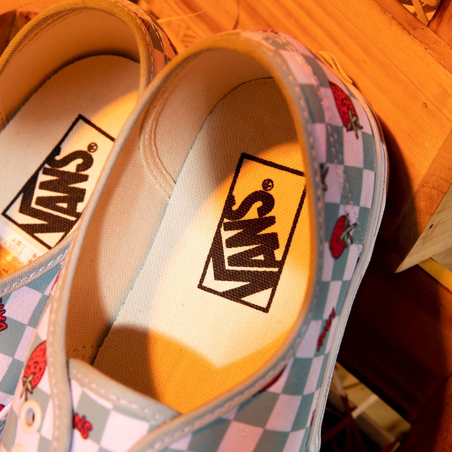 Vans Authentic Strawberry Print — фото 6