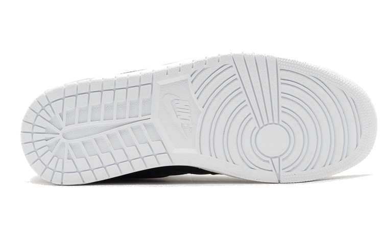 Jordan Air Jordan 1 Retro Nouveau BHM — фото 4