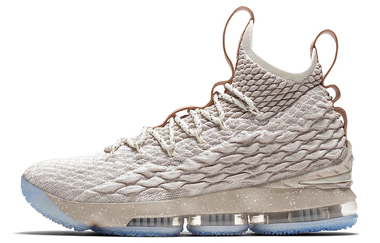 Nike Lebron 15