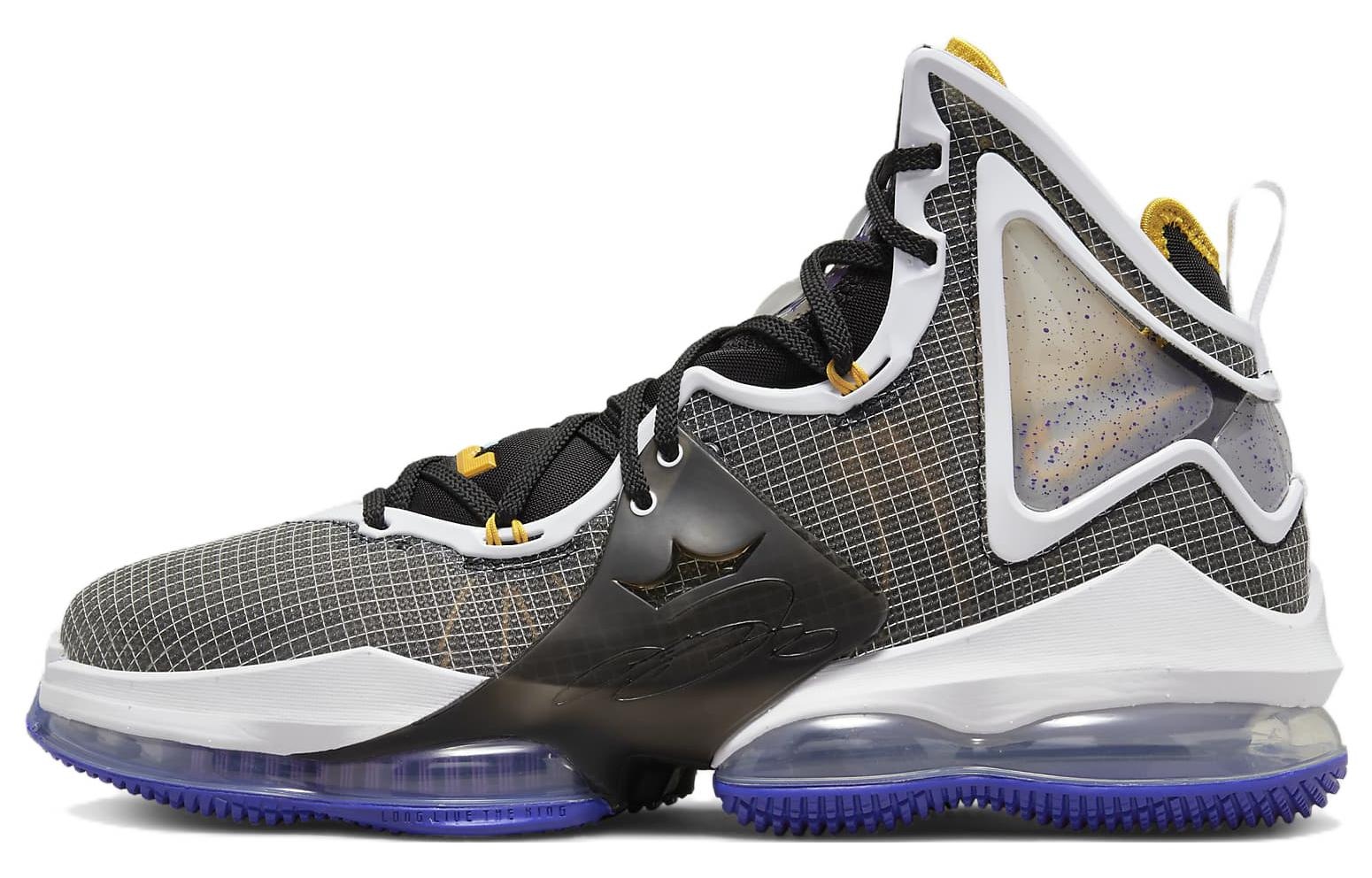 Nike Lebron 19
