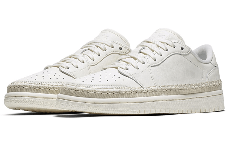Jordan Air Jordan 1 Retro Low "No Swoosh" — фото 2