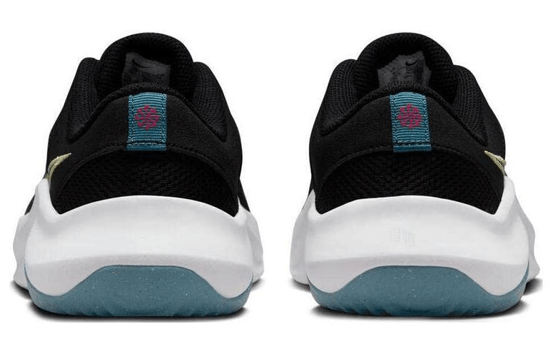 Nike Legend Essential 3 Next Nature — фото 4