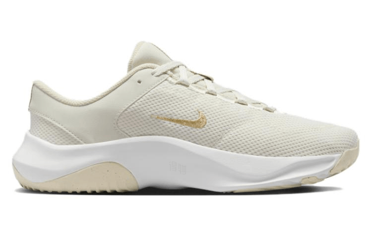 Nike Legend Essential 3 — фото 1