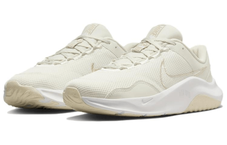 Nike Legend Essential 3 — фото 2