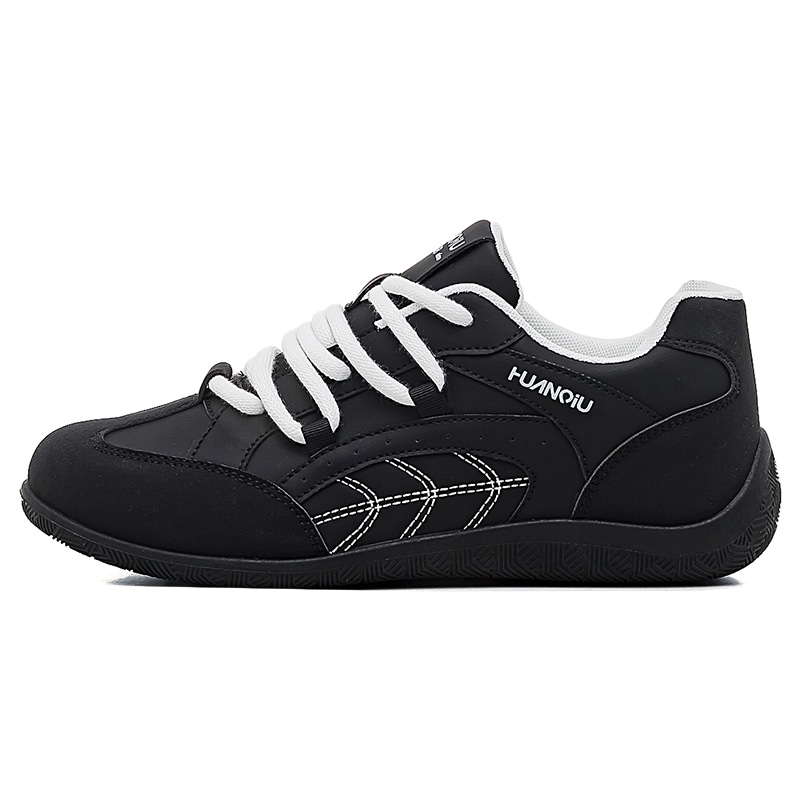 环球 HUANQIU HUANQIU Classic Low-Top Sneakers