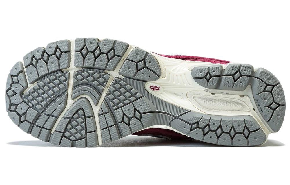 New Balance 2002R Burgundy — фото 5