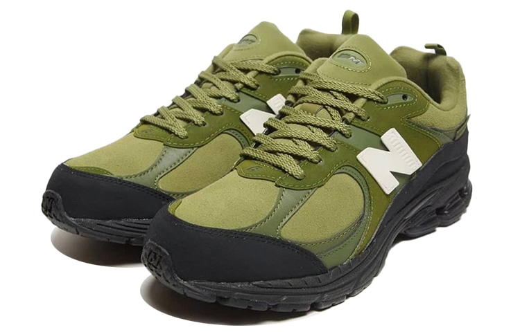 New Balance 2002R Green — фото 1