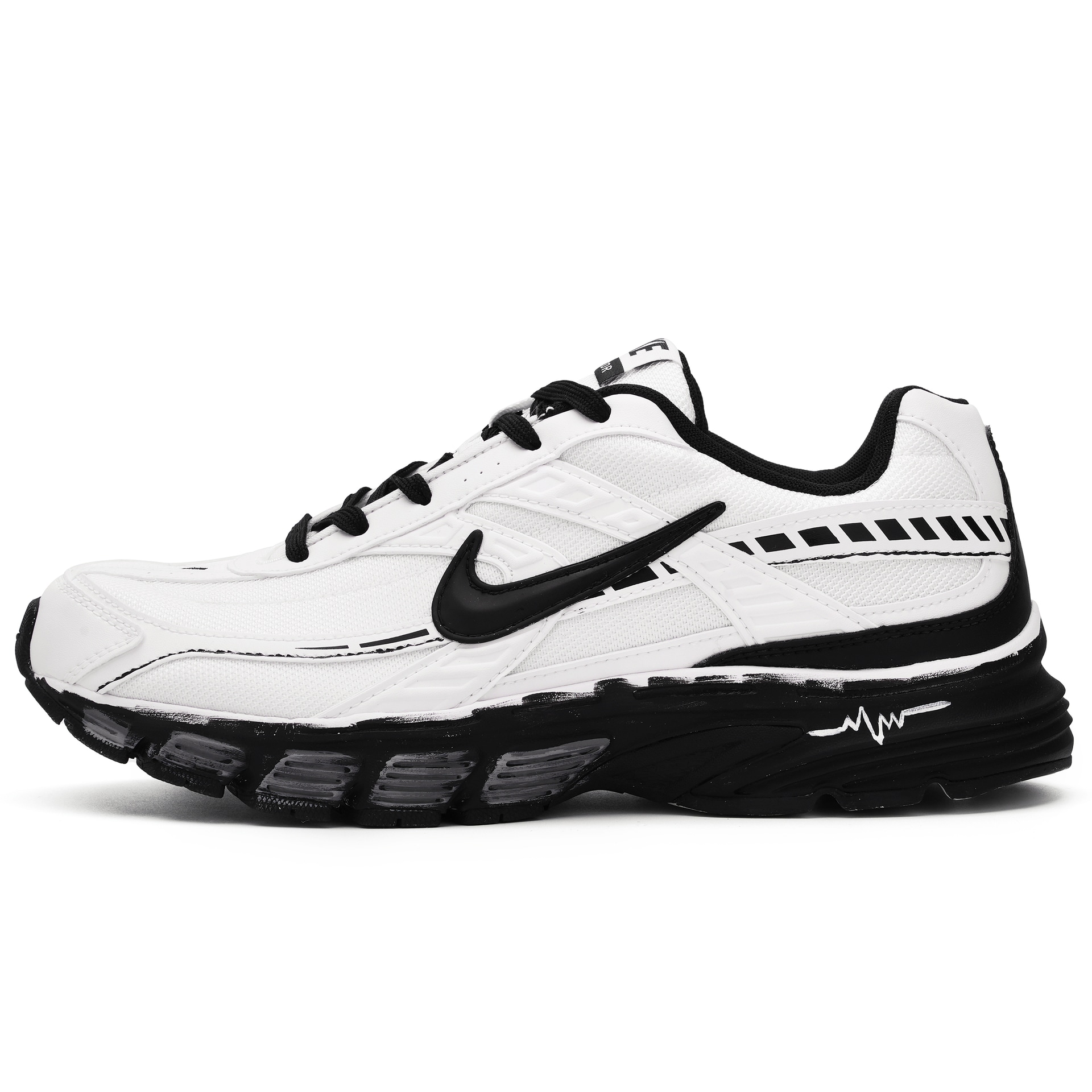Nike Initiator