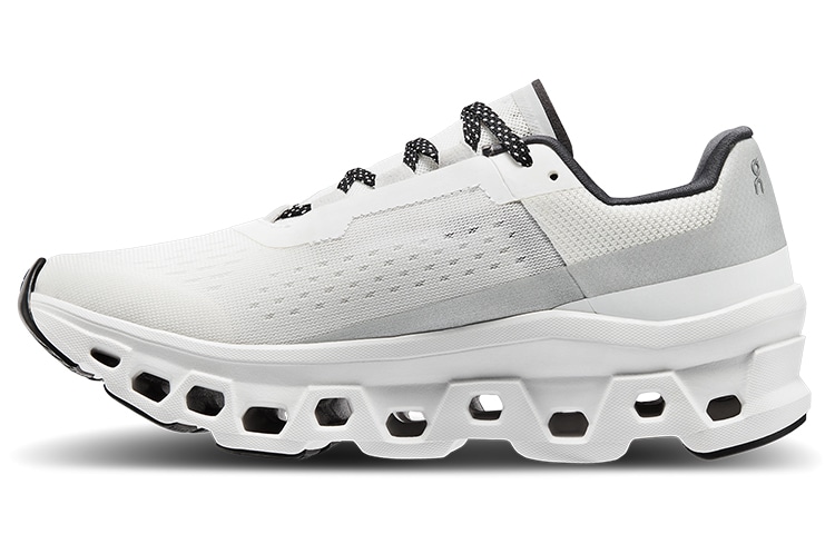 On昂跑 On Cloudmonster White