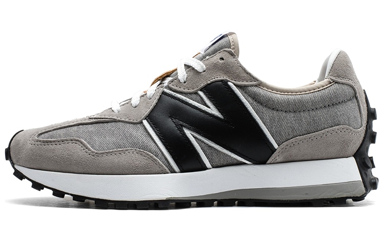 Levis x New Balance 327