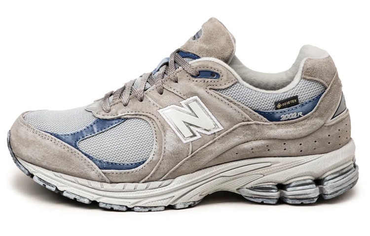 New Balance 2002R Gore-tex