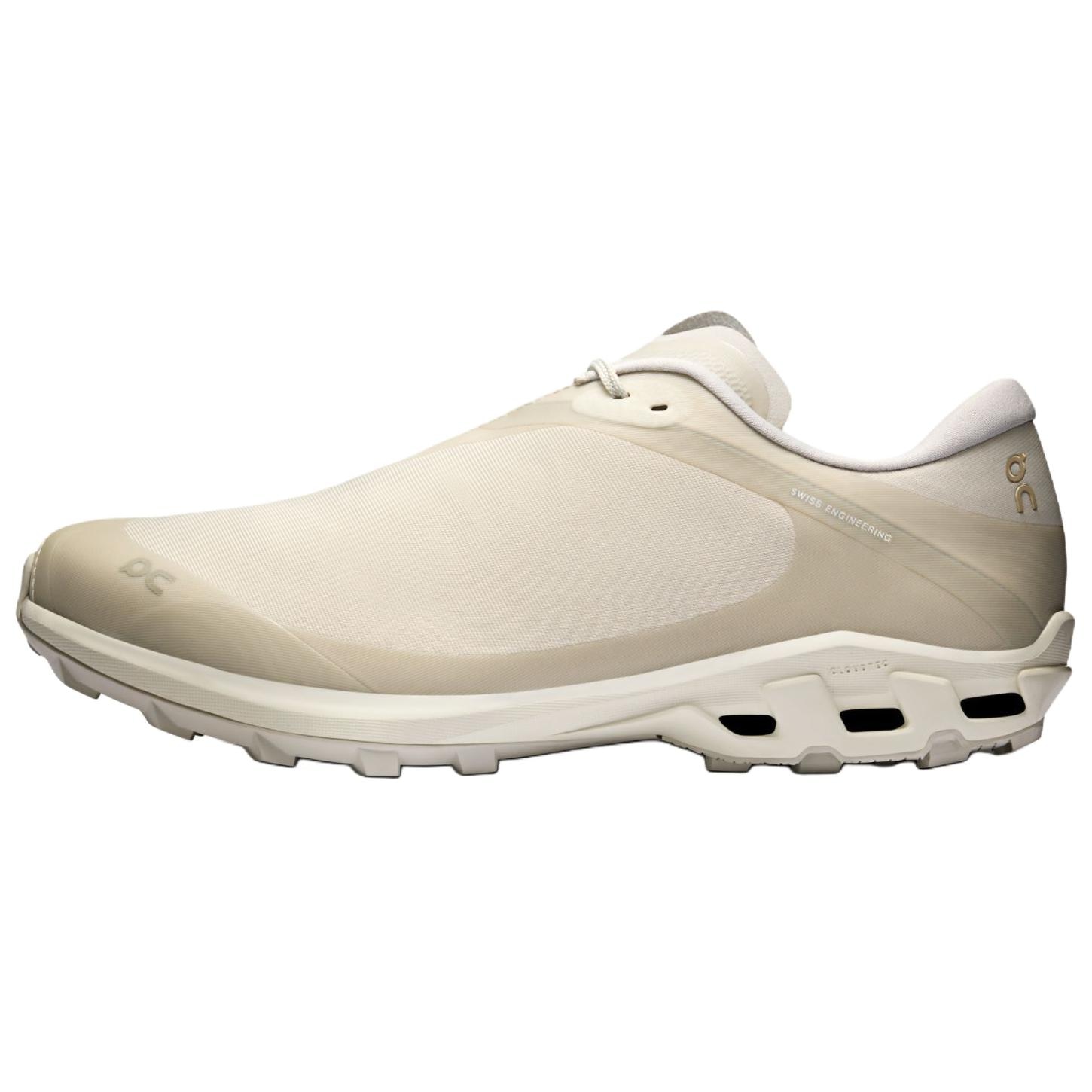 On昂跑 POST ARCHIVE FACTION x On Cloudventure Peak Beige
