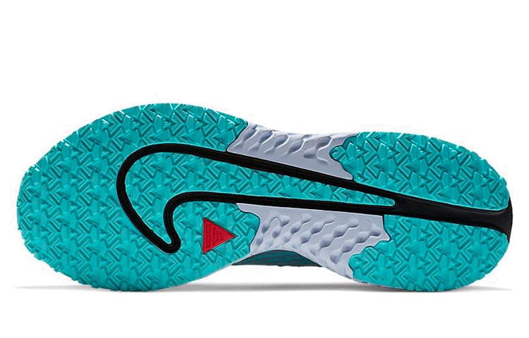 Nike Legend React 3 Shield — фото 5