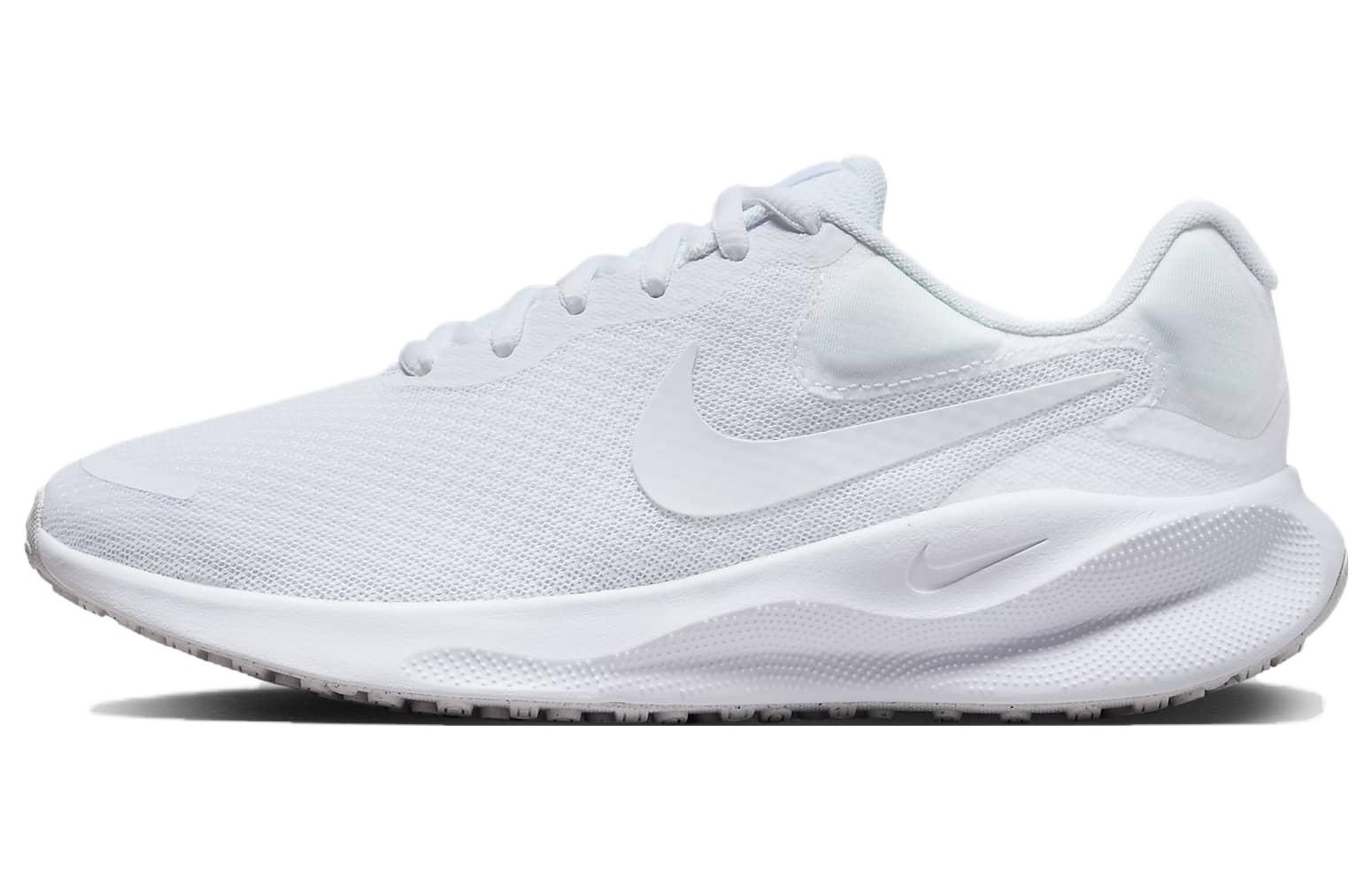 Nike Revolution 7