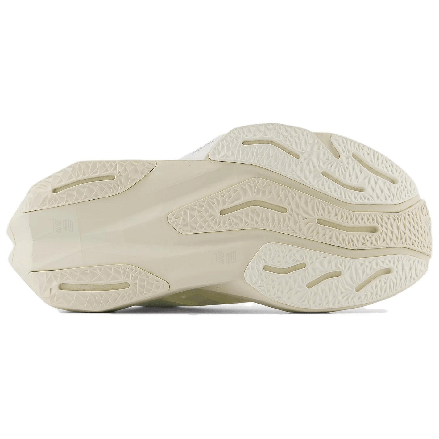 New Balance FuelCell Rebel V4 White — фото 5
