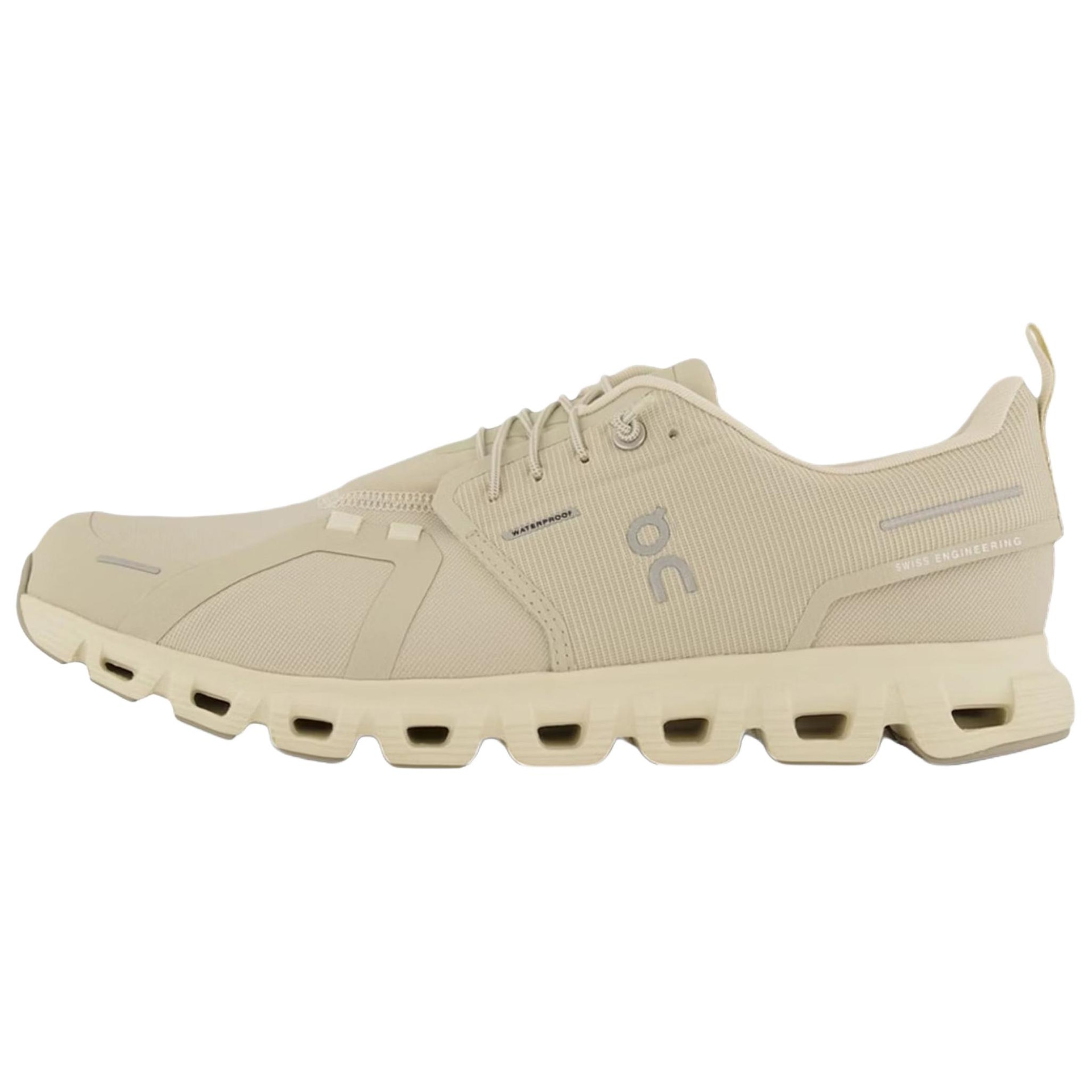 On昂跑 On Cloud 6 Beige