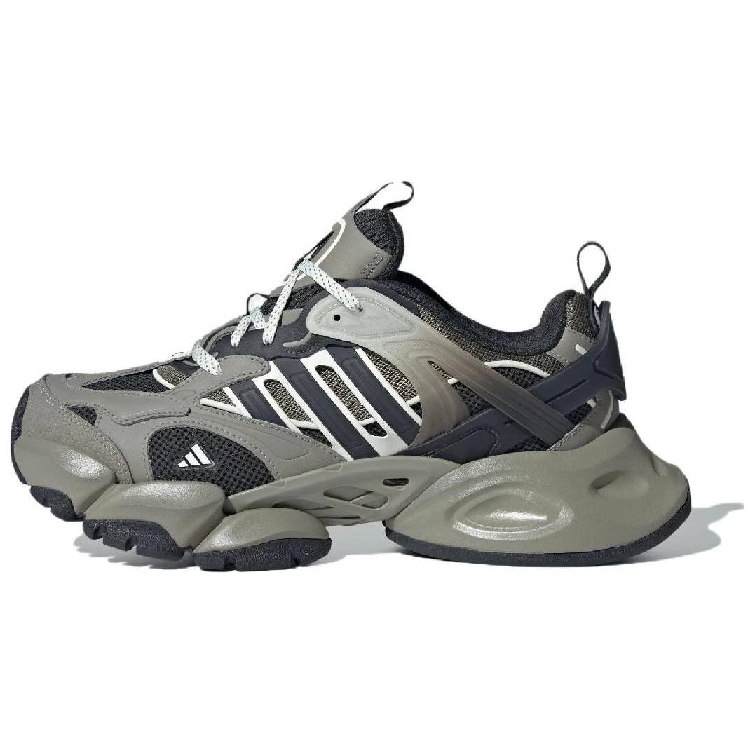 adidas XLG Runner Deluxe