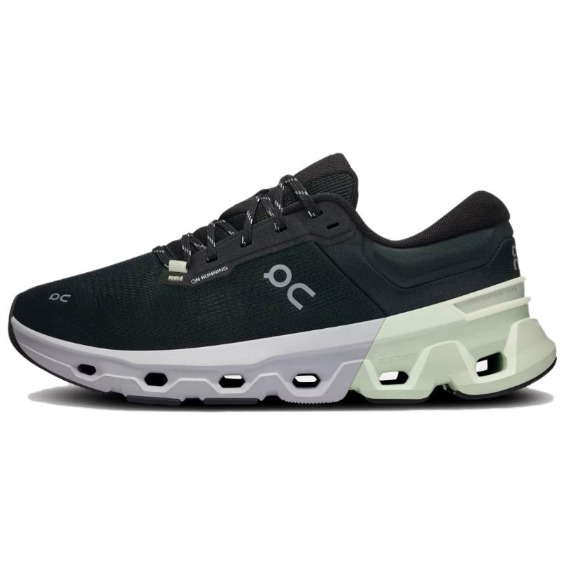 On昂跑 On Cloudflyer 5 Black