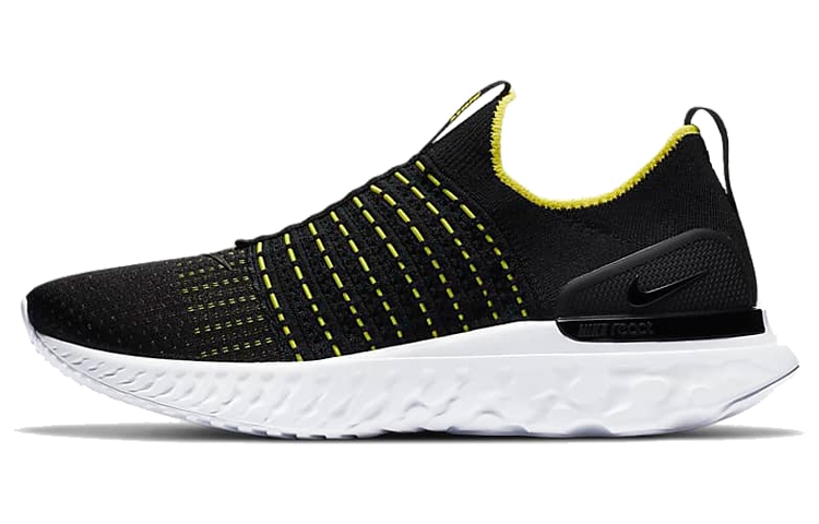 Nike React Phantom Run Flyknit 2